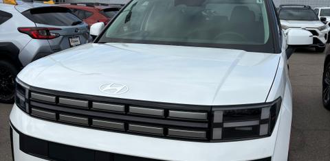 Hyundai Santa Fe 2025