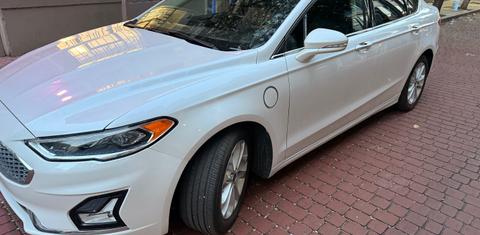 Ford Fusion Energi 2019