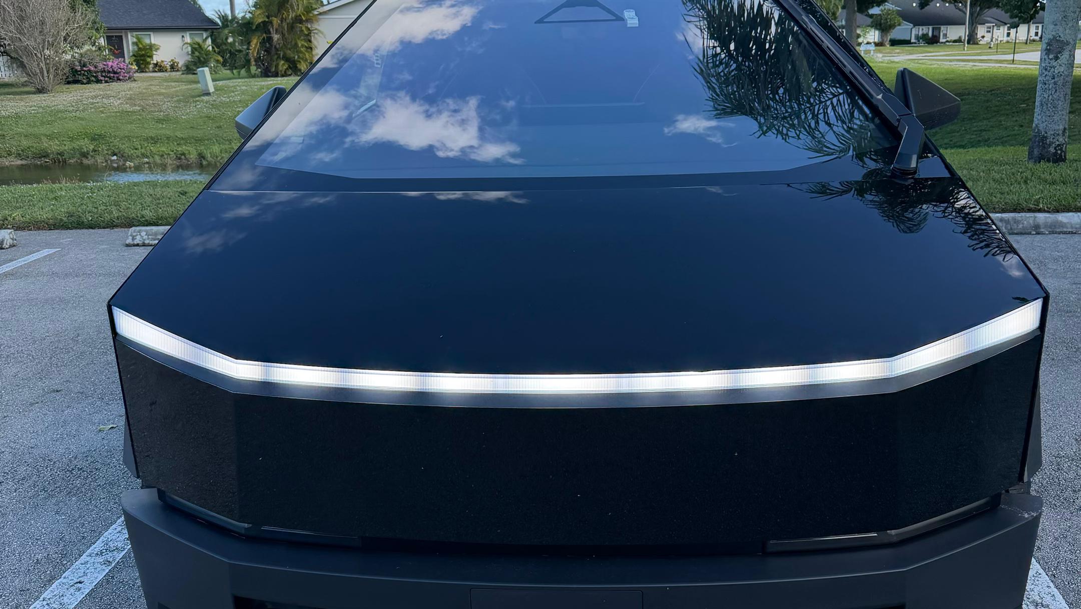 Tesla Cybertruck 2026 in West Palm Beach, FL