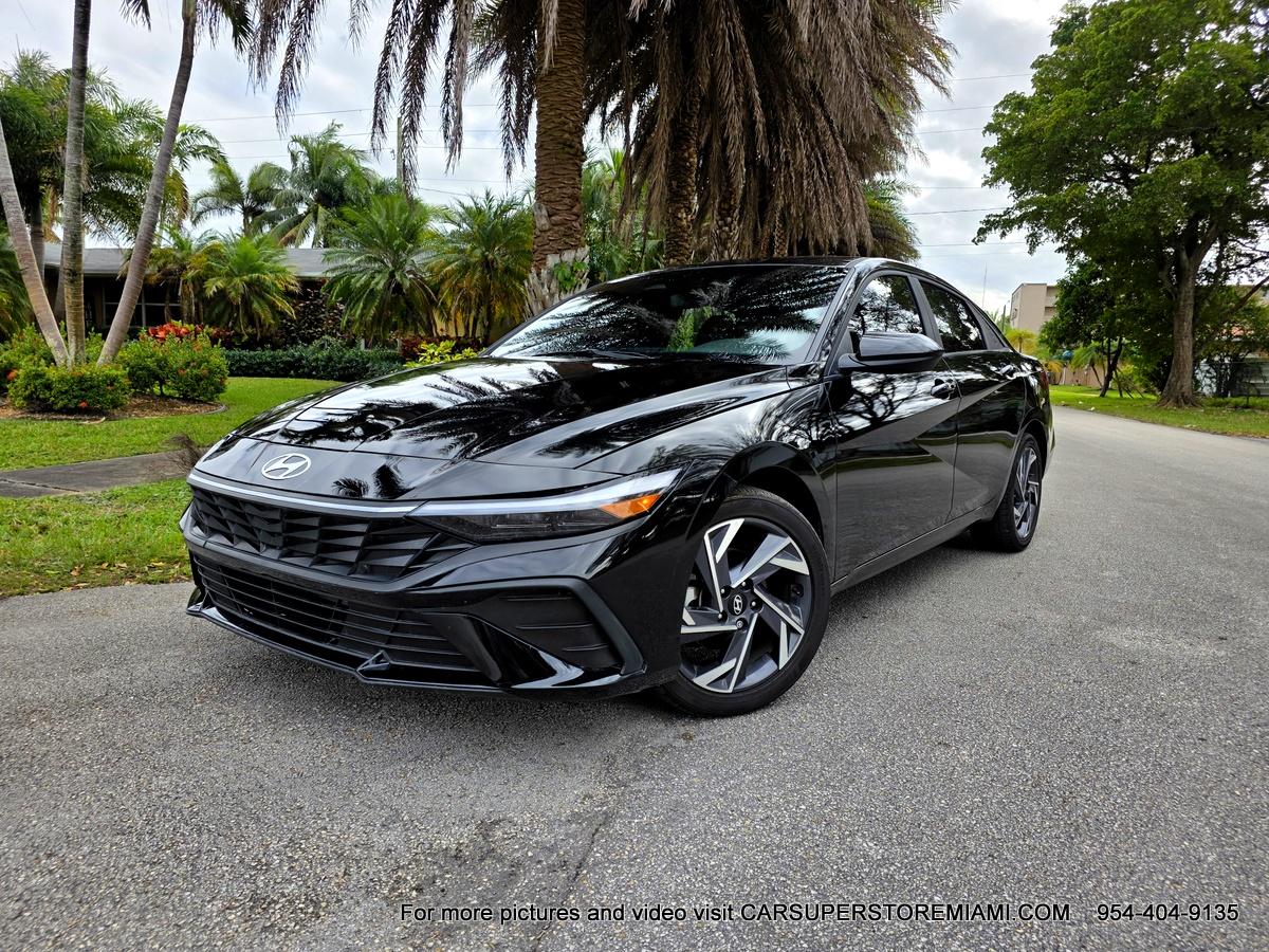 Hyundai Elantra 2025 in 