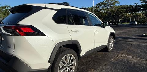 Toyota RAV4 2025