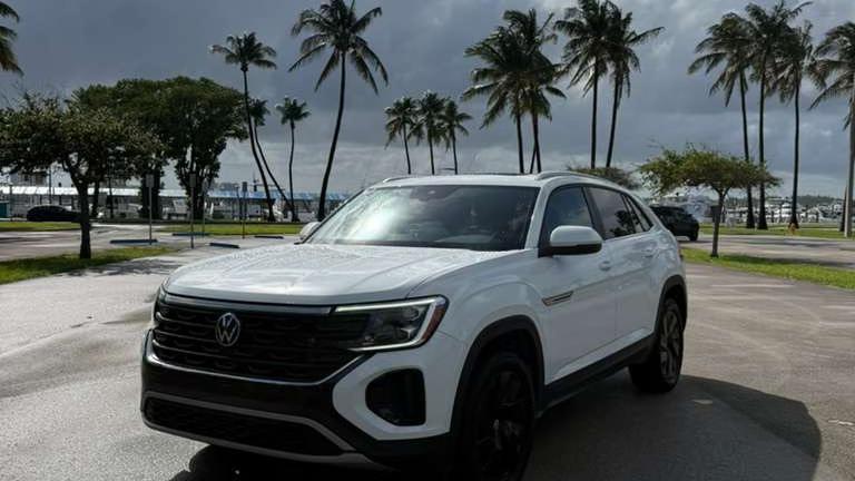Volkswagen Atlas Cross Sport 2025 in 