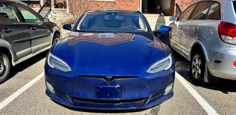Tesla Model S 2016