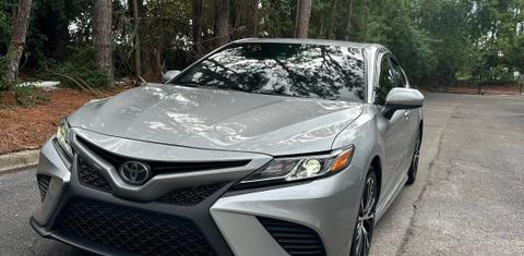 Toyota Camry 2019