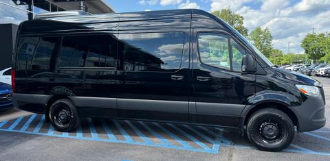 Mercedes-Benz Sprinter 2025