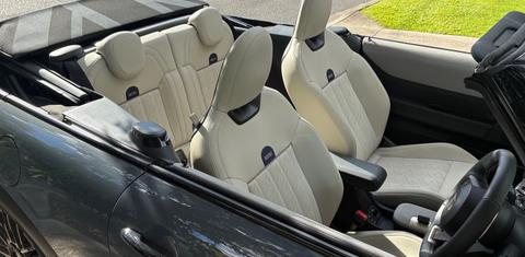 MINI CONVERTIBLE 2023