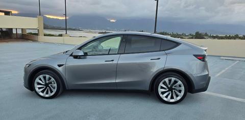 Tesla Model Y 2026
