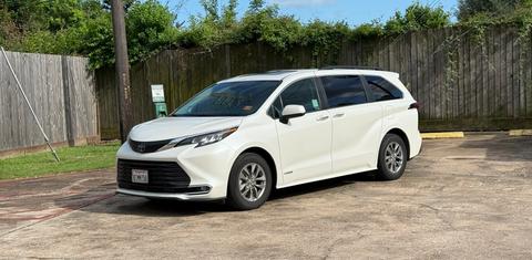 Toyota Sienna 2021