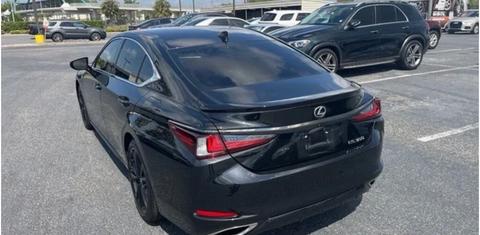 Lexus ES 2024