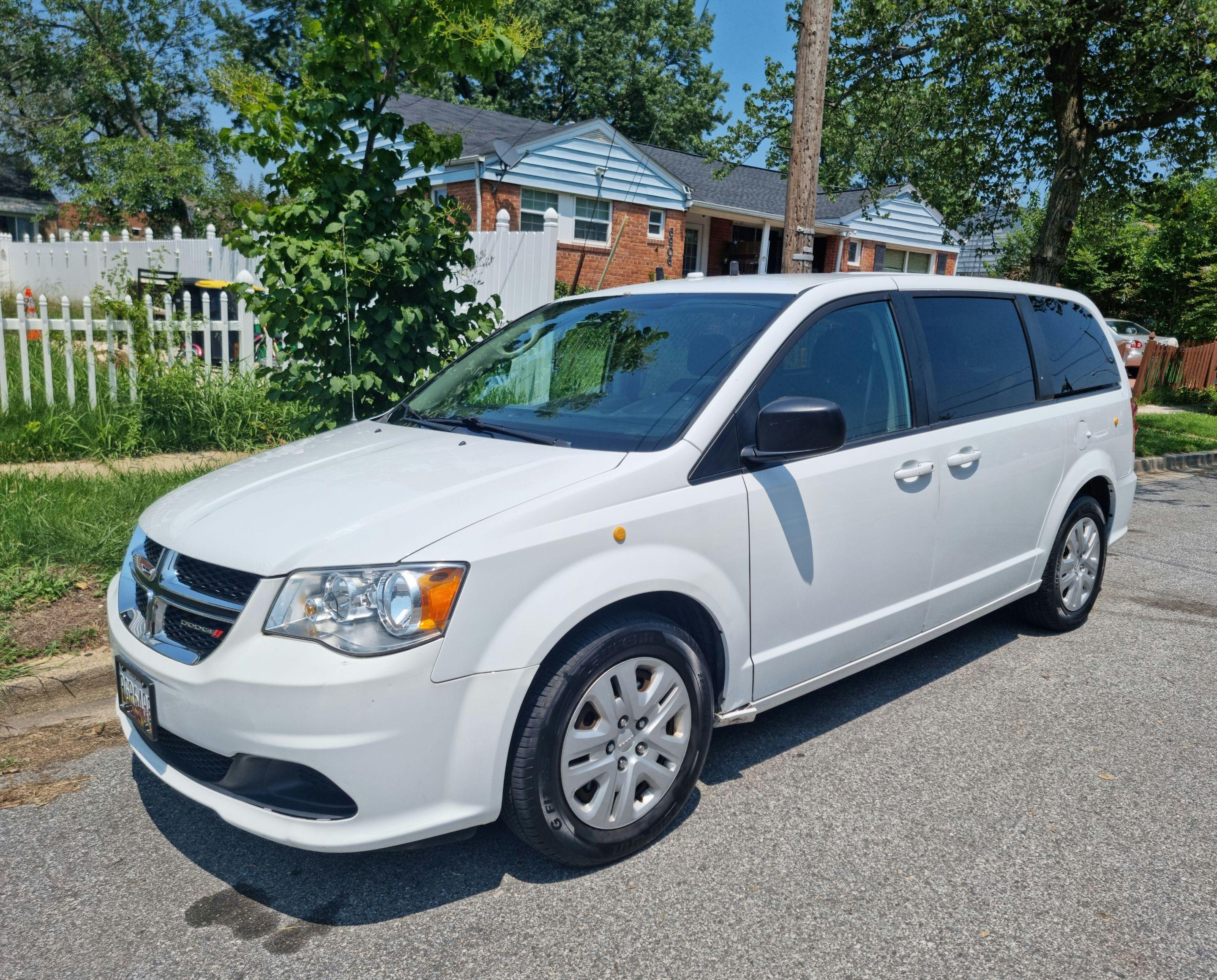 Dodge Grand Caravan 2018 in Hyattsville, MD