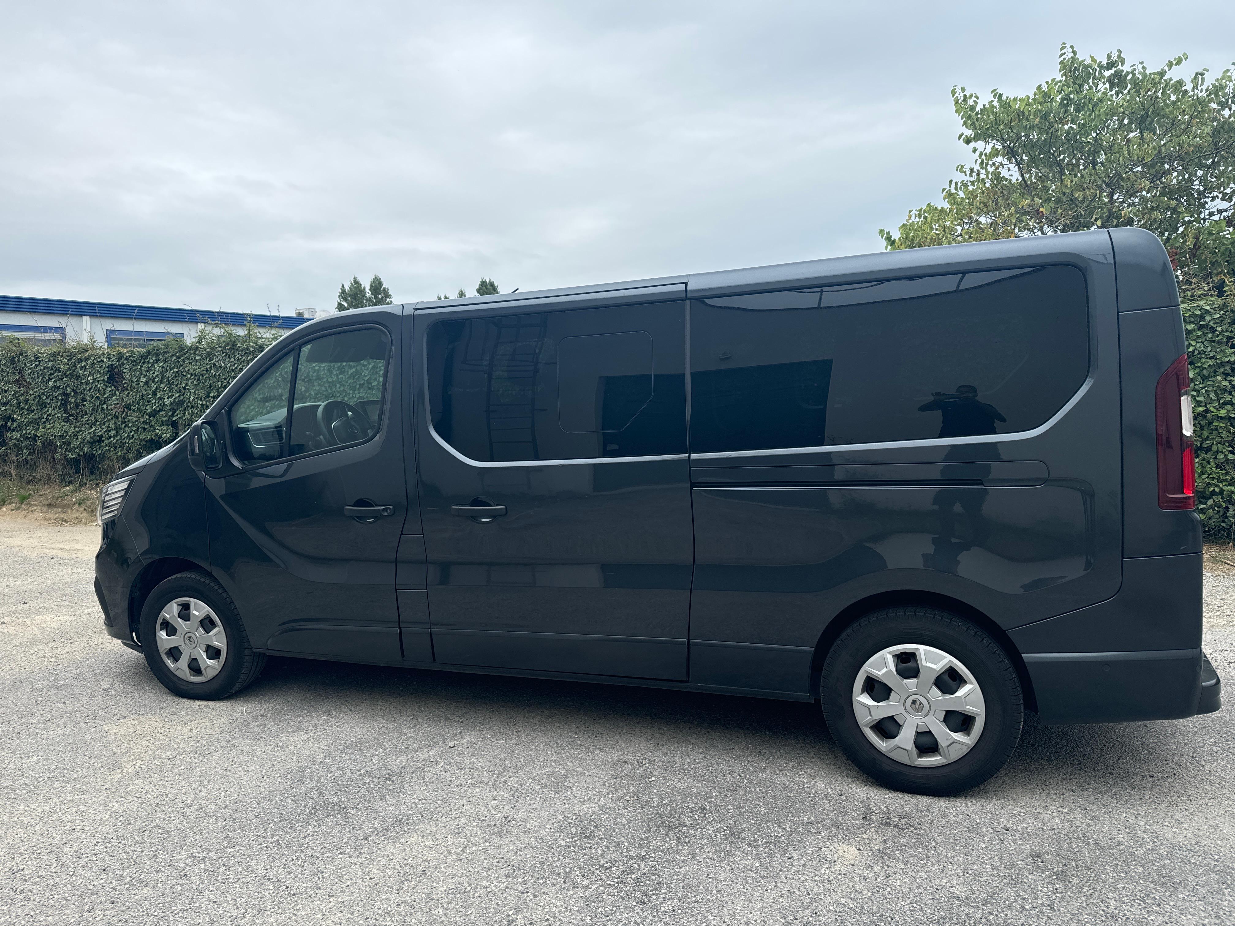 Renault TRAFIC III 2023 à Guérande