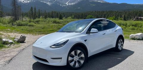 Tesla Model Y 2023