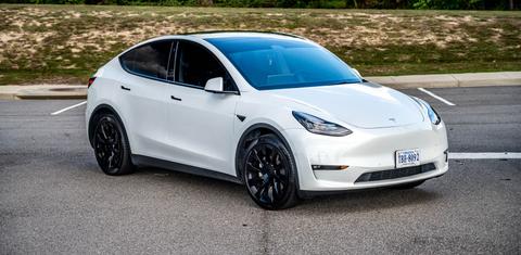 Tesla Model Y 2022