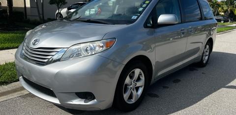 Toyota Sienna 2017