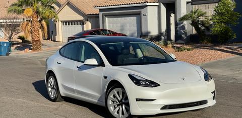Tesla Model 3 2022