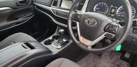 Toyota KLUGER 2018