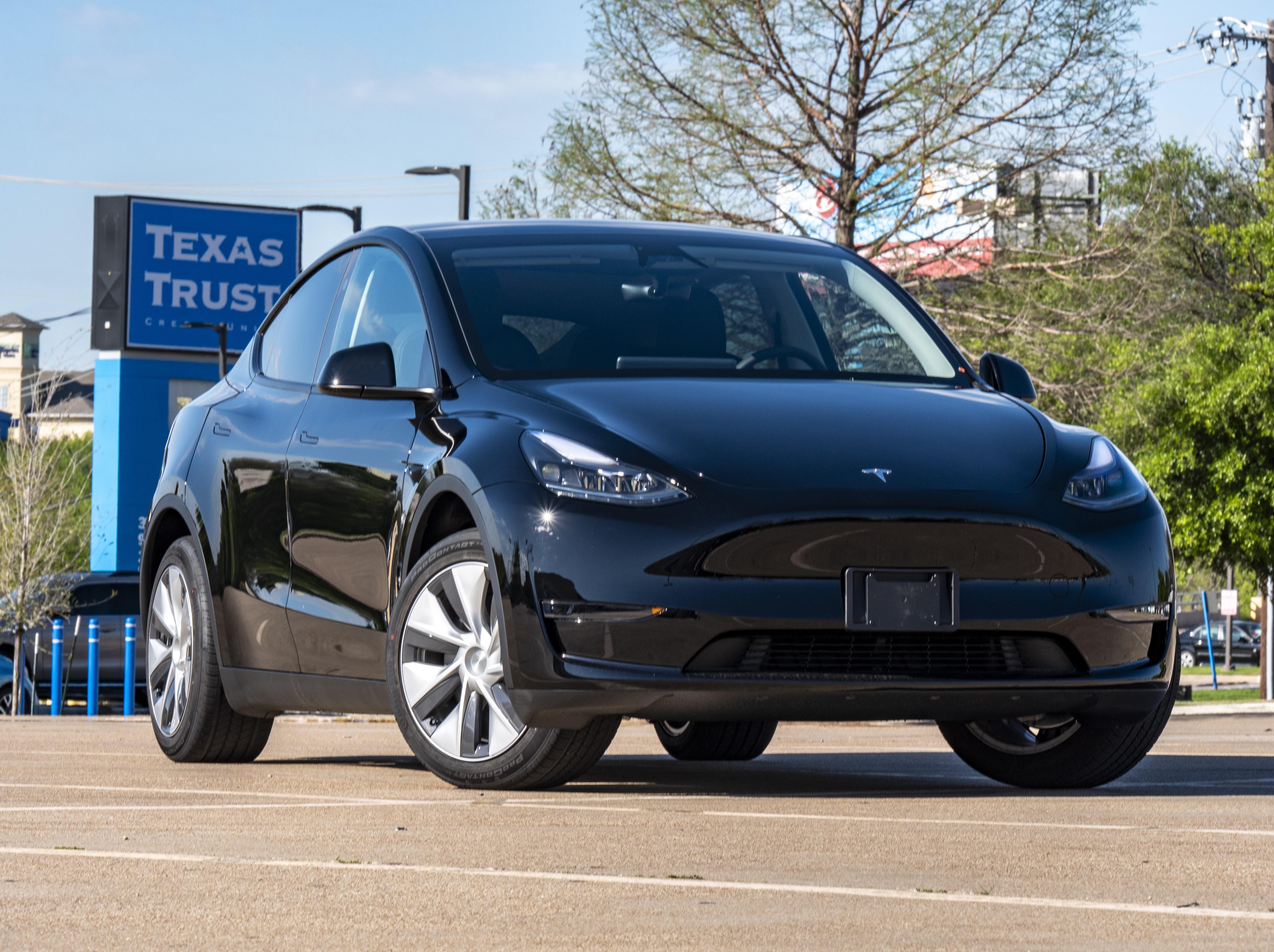 Tesla Model Y 2024 in San Antonio, TX