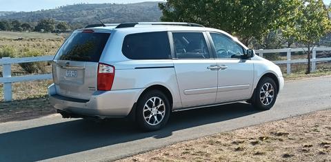 Kia GRAND CARNIVAL 2014