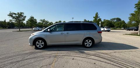 Toyota Sienna 2015