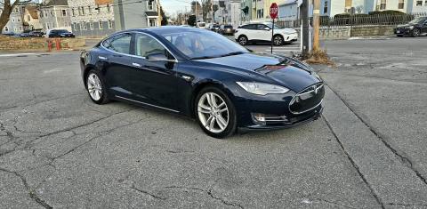 Tesla Model S 2014