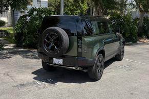 Land Rover Defender 2026 in Los Angeles