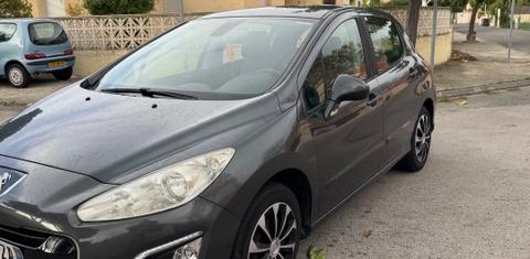 Peugeot 308 2012