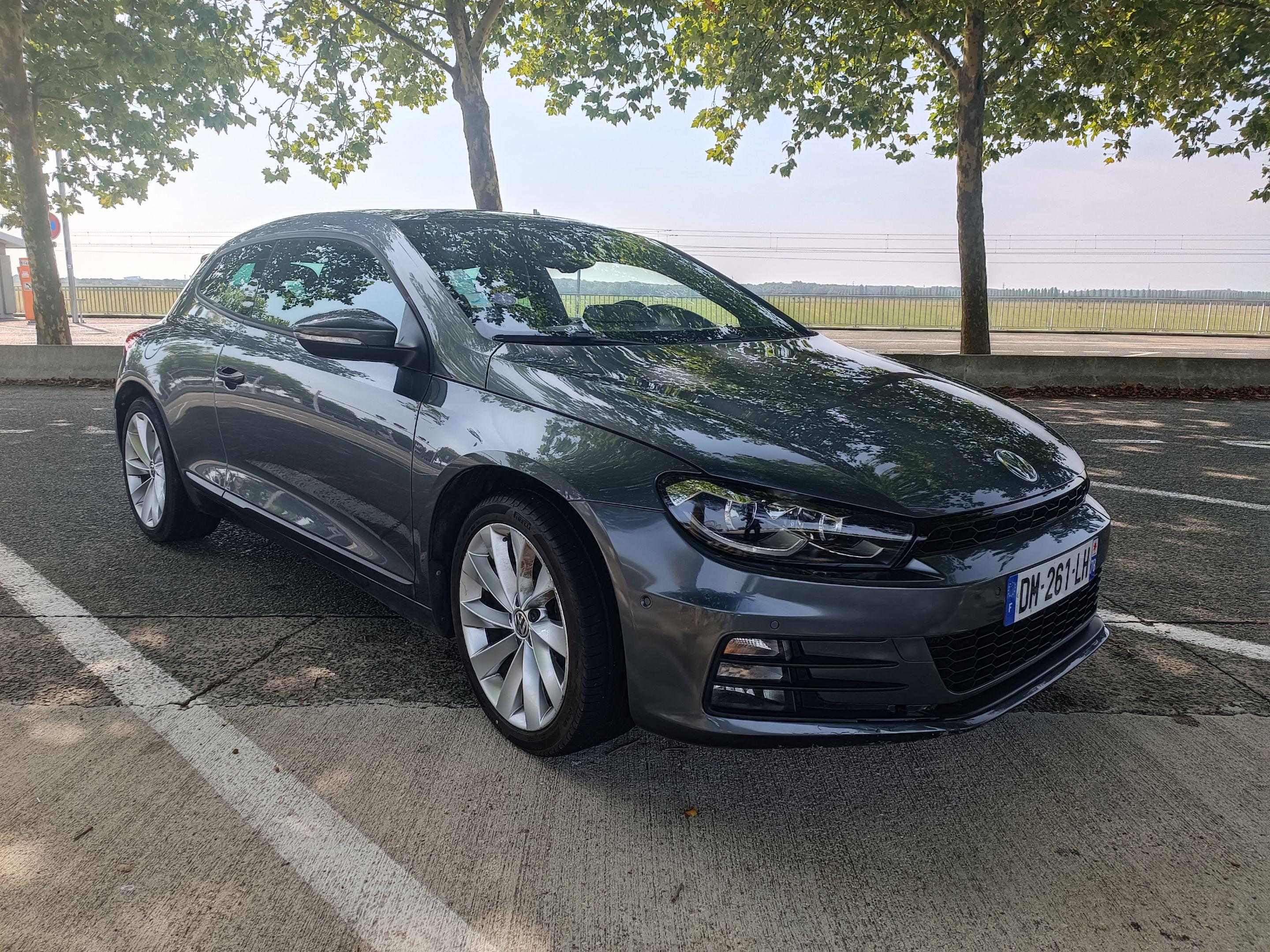 Volkswagen SCIROCCO 2014 à Lyon