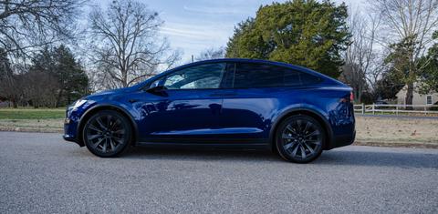 Tesla Model X 2022