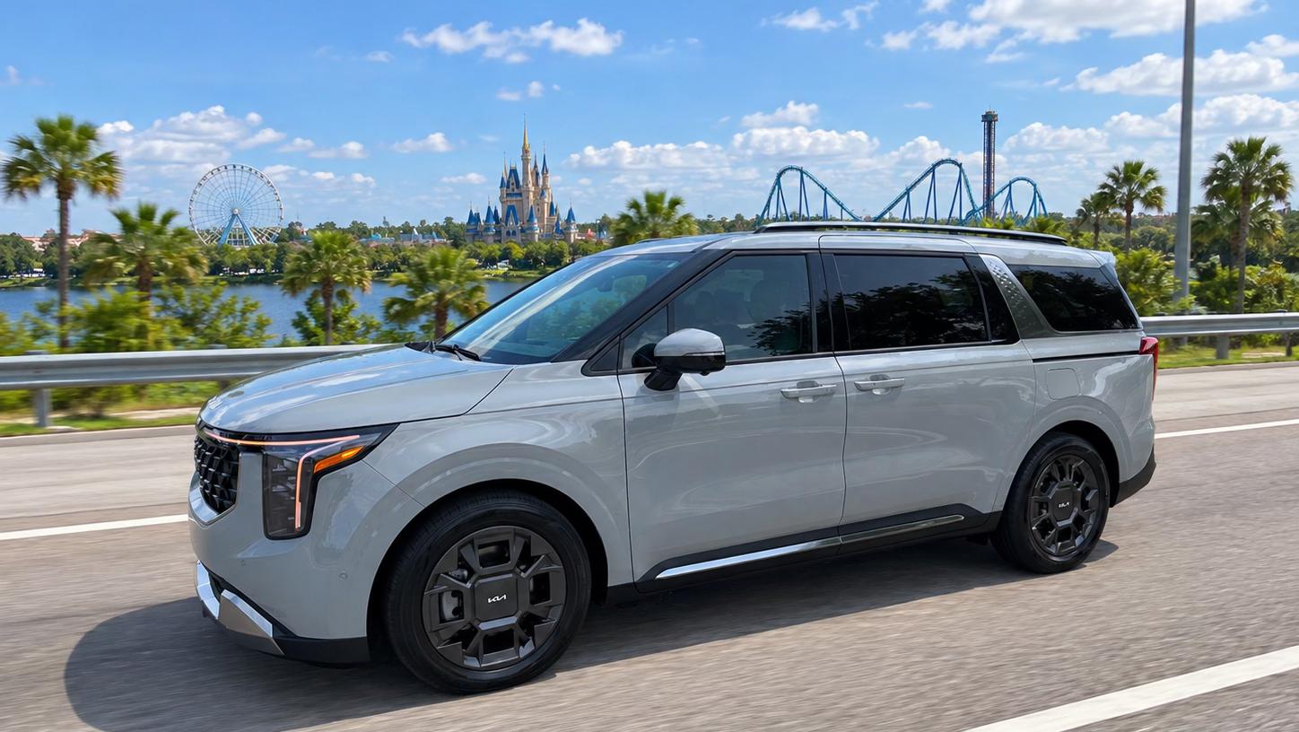Kia Carnival Hybrid 2026 in Clearwater, FL
