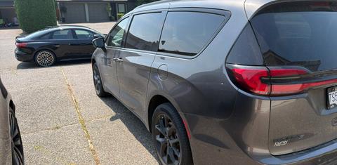 Chrysler Pacifica 2023