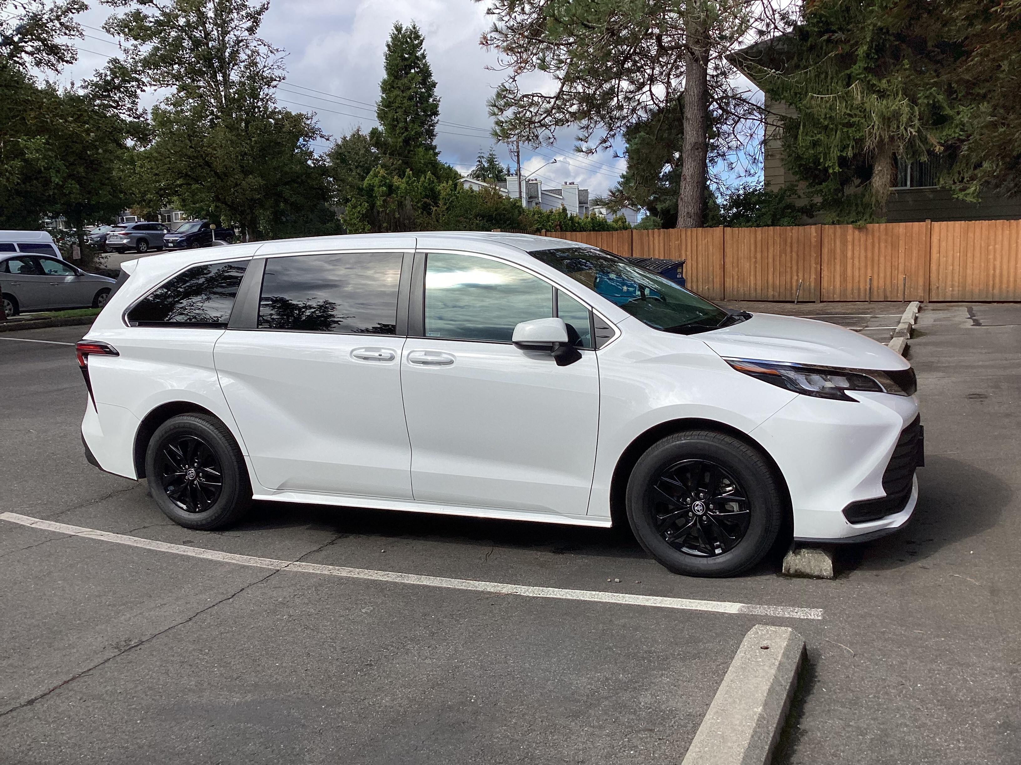Toyota Sienna 2022 in Bellevue, WA