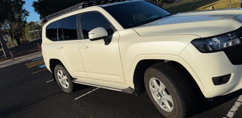 Toyota LANDCRUISER 2025