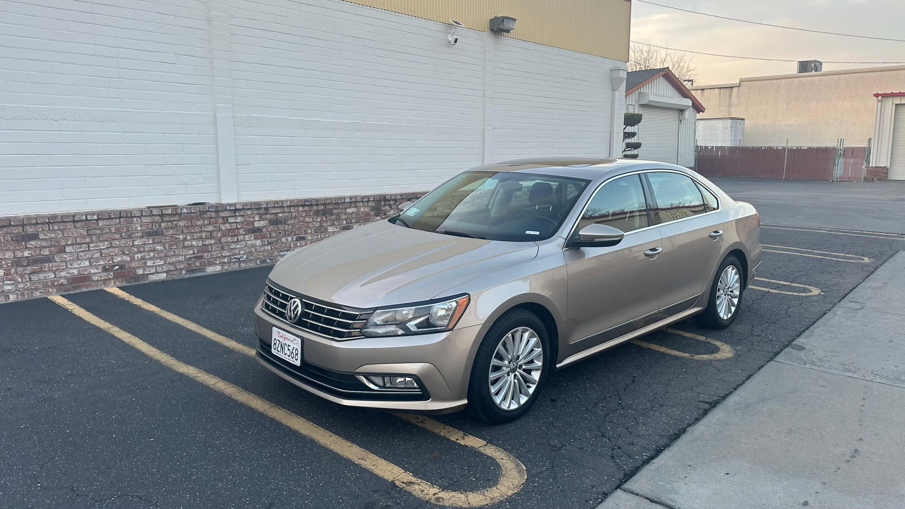 Volkswagen Passat 2016 in Modesto, CA