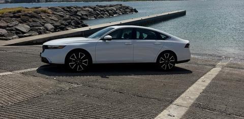 Honda Accord Hybrid 2026