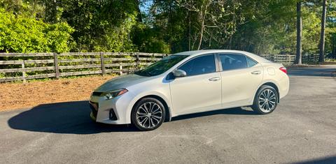 Toyota Corolla 2015