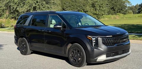 Kia Carnival Hybrid 2025