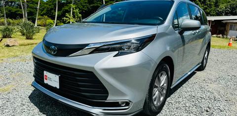 Toyota Sienna 2024