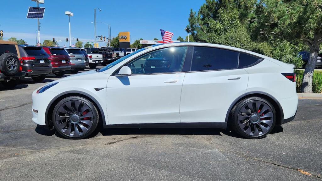 Tesla Model Y 2022 in 