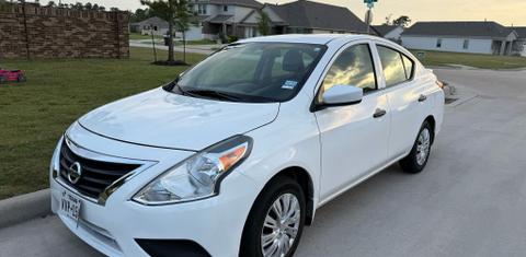 Nissan Versa 2019