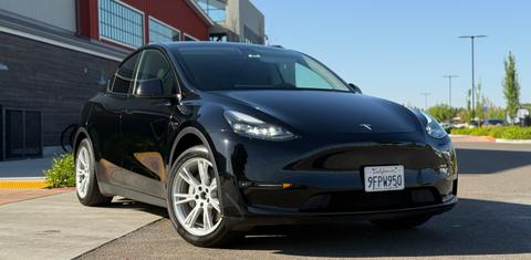 Tesla Model Y 2023