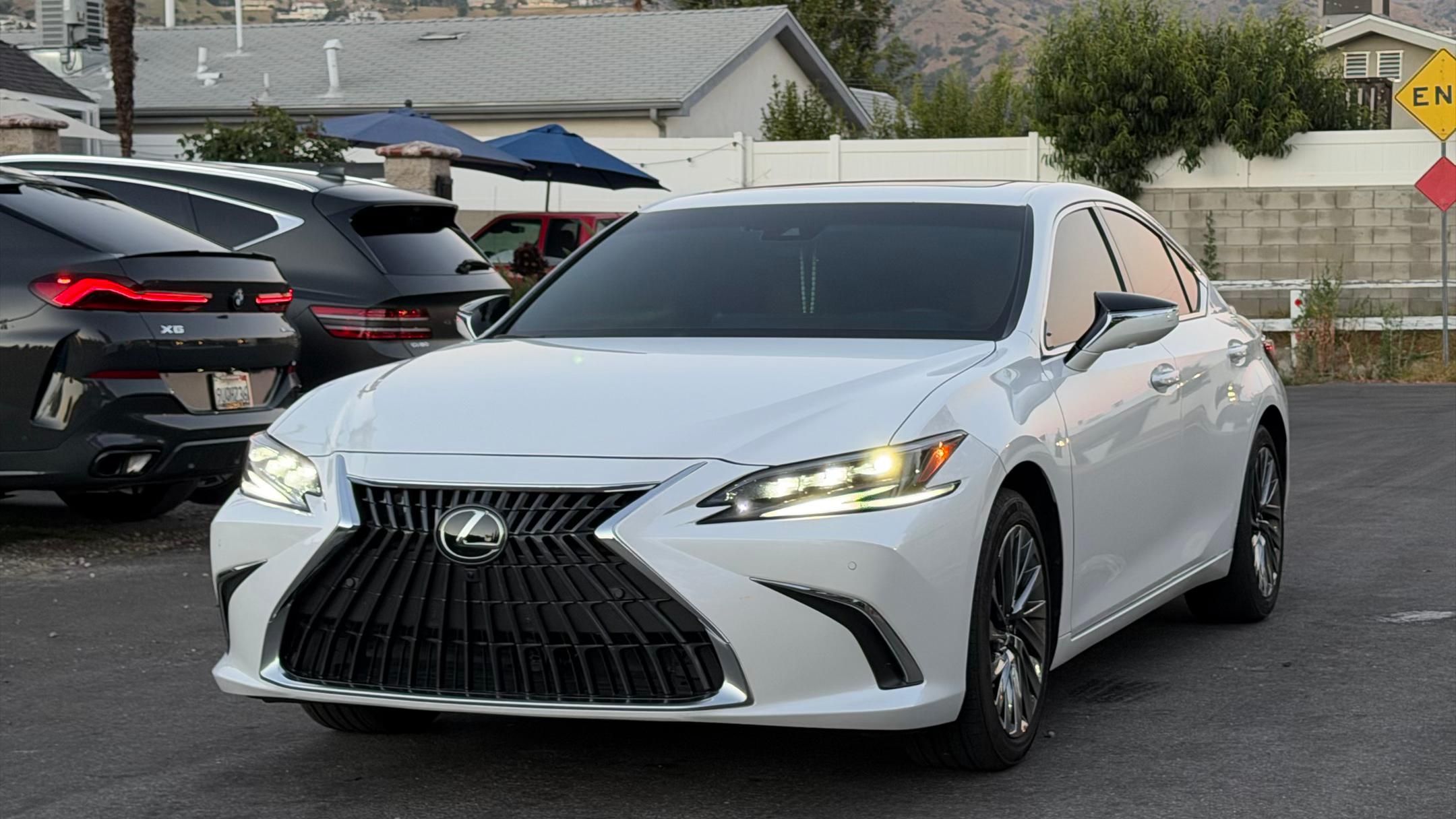Lexus ES 2025 in Burbank, CA