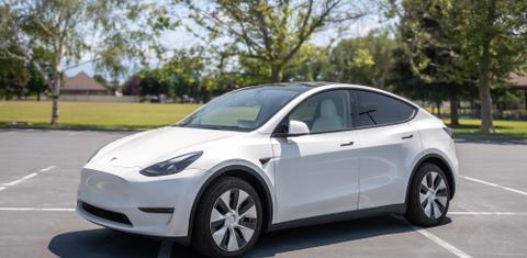 Tesla Model Y 2023
