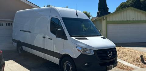 Mercedes-Benz Sprinter Cargo 2024