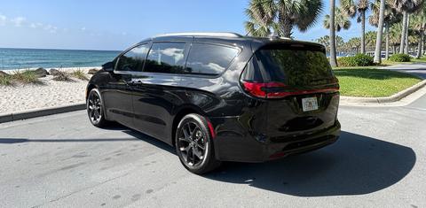 Chrysler Pacifica 2026
