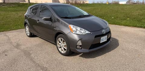 Toyota Prius c 2014