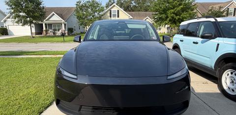 Tesla Model Y 2026