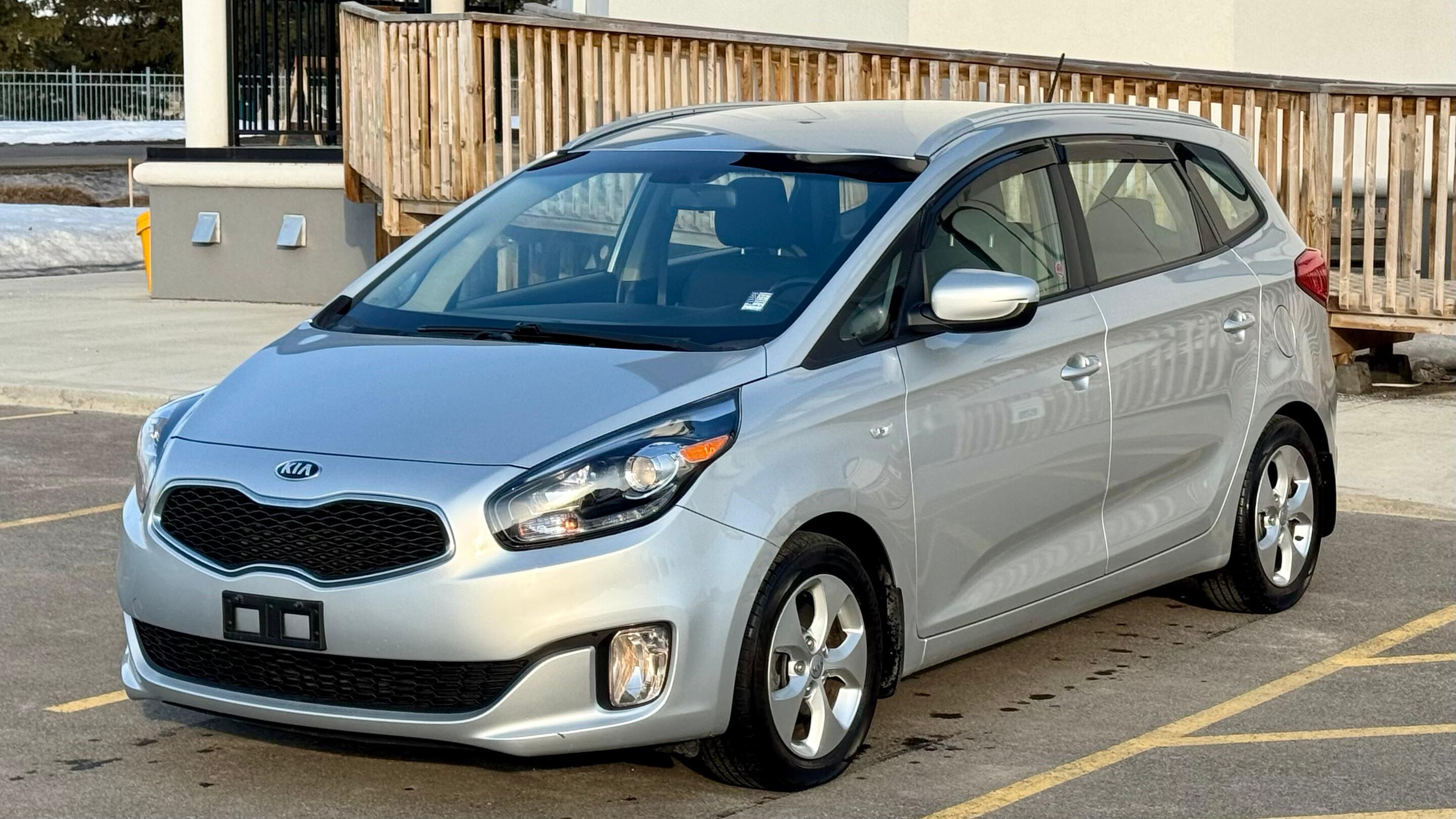 Kia Rondo 2016 in Ottawa, ON