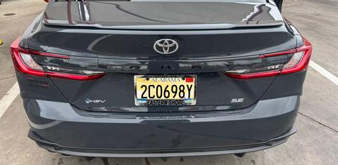 Toyota Camry Hybrid 2026