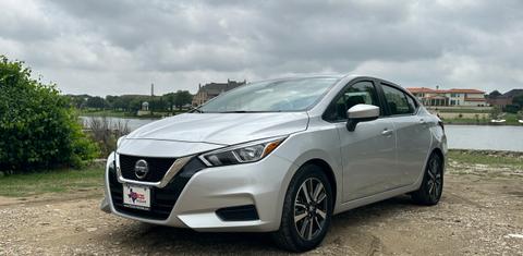 Nissan Versa 2022