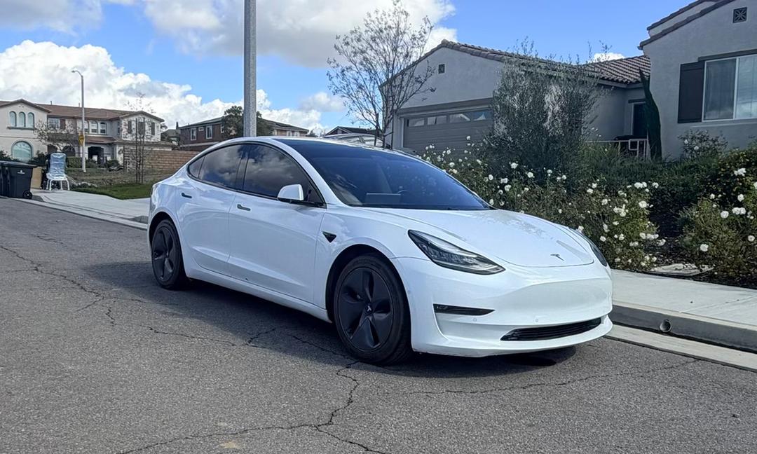 2018 Tesla Model 3 in Riverside